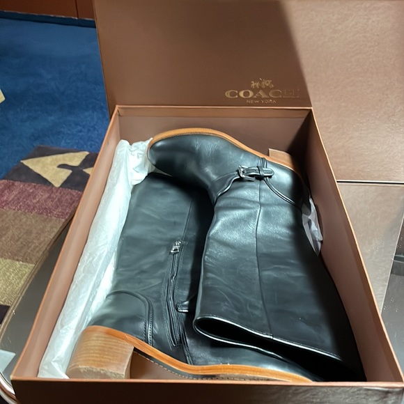 Coach leather boots - Picture 4 of 5